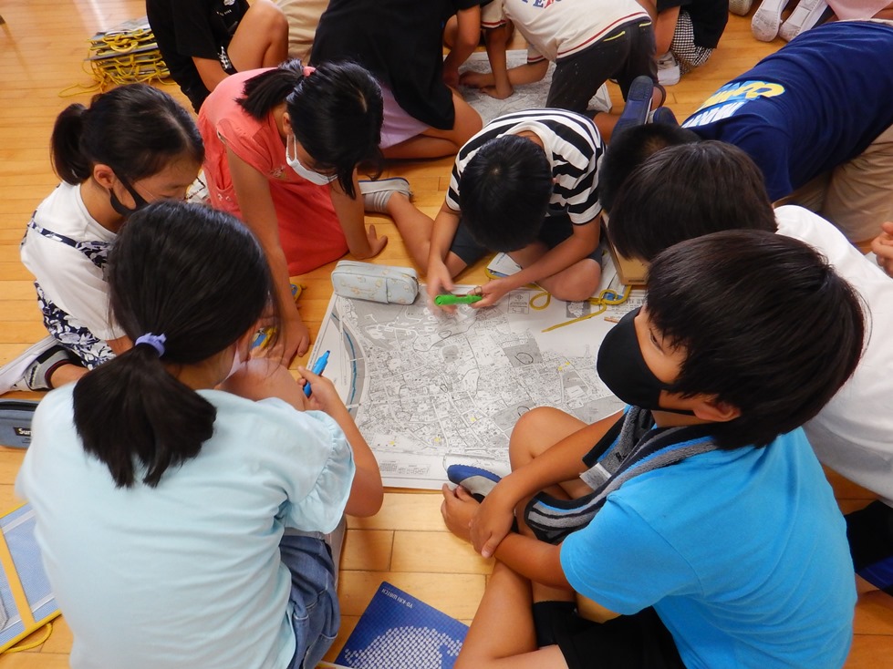 みんなでグループワーク