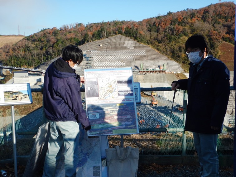 展望広場での説明