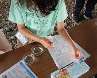 水質パックテストの体験